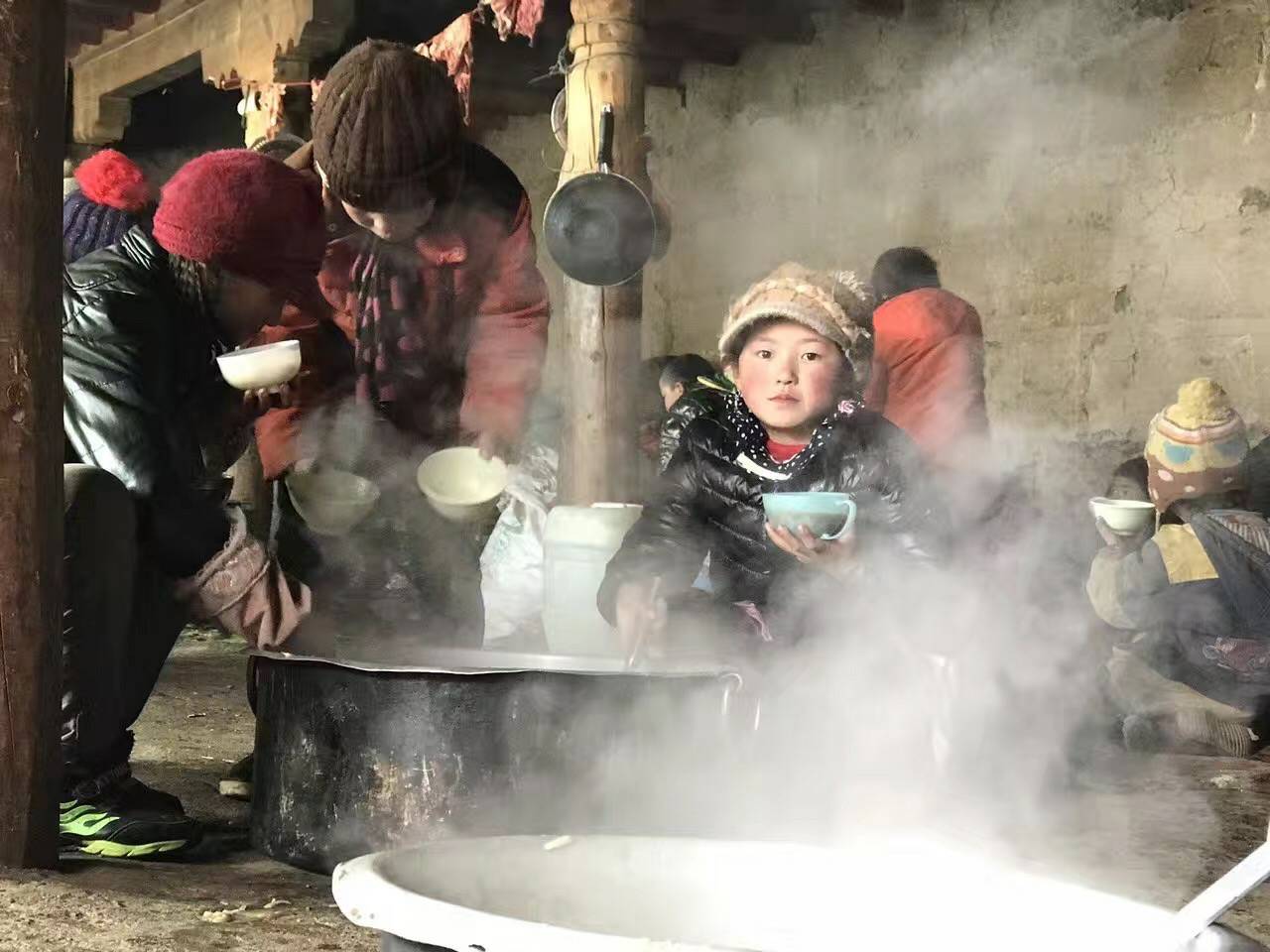 开云网页版·网站在线登入-开云(中国)公益回顾丨家国同欢月同圆 温暖满载甘孜州(图10)